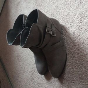 Rampage size 11 Womens Booties